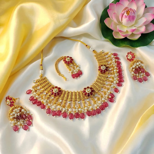 PRINCESS IN VIBES FLORAL CHOKER BAALI SET