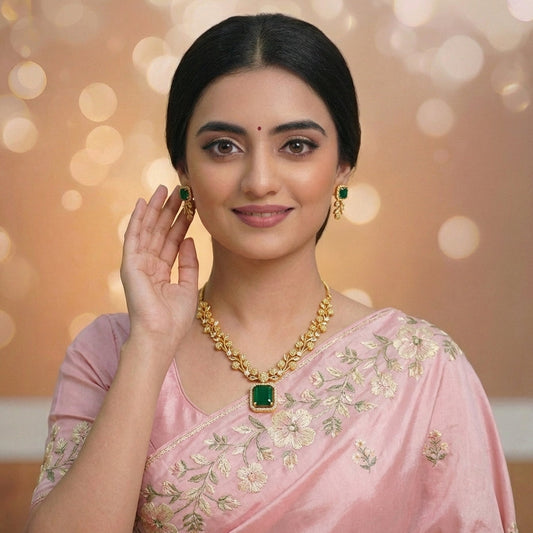 PRINCESS IN VIBES MOISSANITE GREEN BEADED PENDANT SET