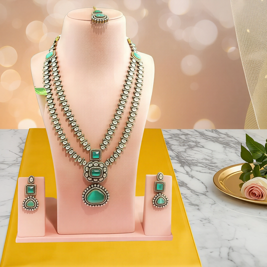 VICTORIAN  ROYAL  RAANI HAAR SET