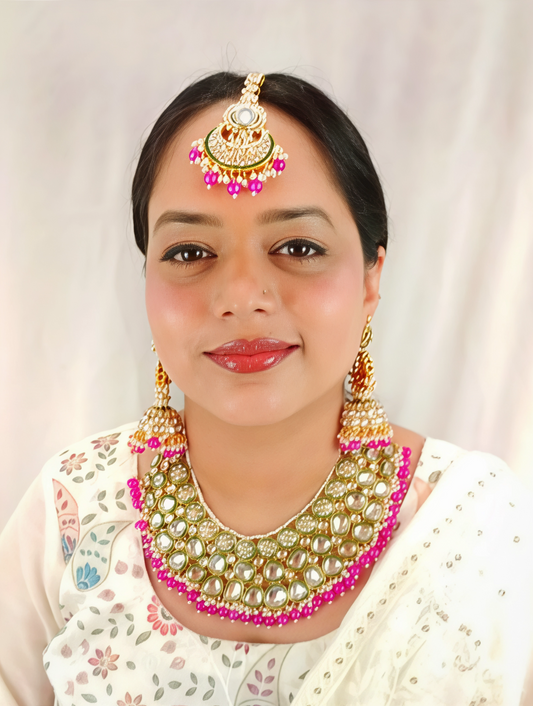 PRINCESS IN VIBES CHOKER BAALI SET