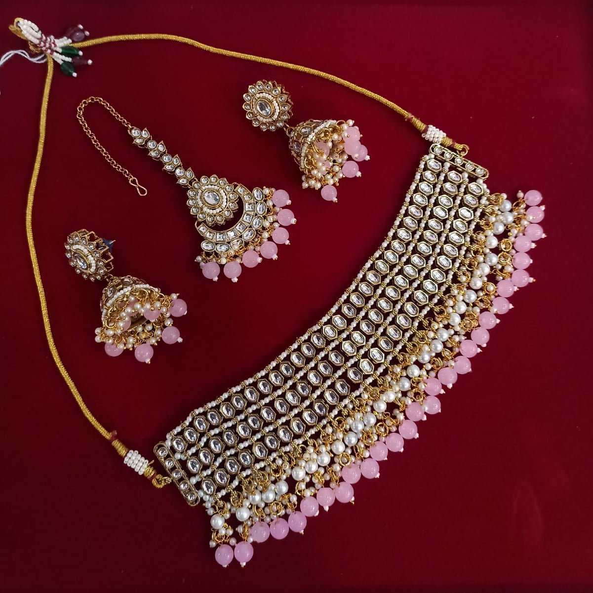 PRINCESS IN VIBES - VAIBHAVI CHOKER BALI SET